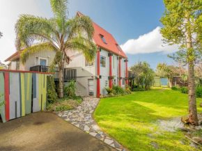 Bonnie Doon - Cooks Beach Holiday Home